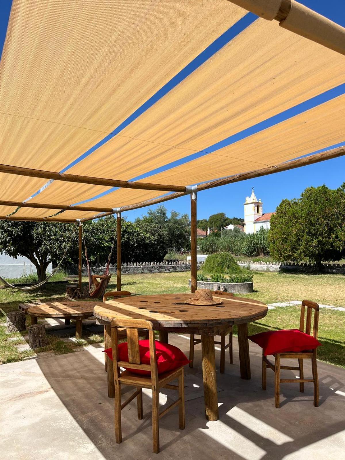 Marvão Train Spot Guesthouse מראה חיצוני תמונה